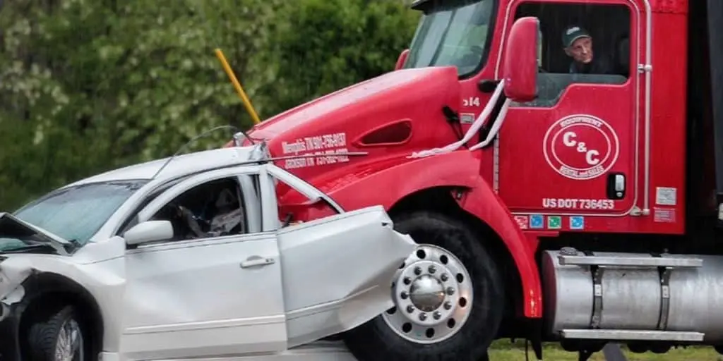 Pickup Truck and Big Rig Involved in Suspected Fatal Accident on Highway 395 [Doyle, CA]